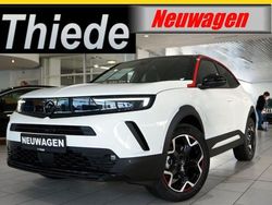 Arktisweiss, dachfarbe: schwarz Gebraucht 2023 Opel Mokka-e GS Line SUV | 29.500 €