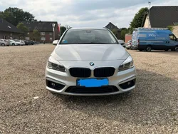 Silber Gebraucht 2017 BMW 220 Active Tourer Van / Kleinbus | 14.230 € (Guter Preis)