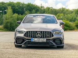 Grau Gebraucht 2024 Mercedes CLA45 AMG AMG Coupé | 62.000 € (Etwas zu teuer)