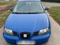 Blau Gebraucht 2002 Seat Ibiza Kleinwagen | 499 € (Guter Preis)