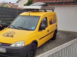 Gelb Gebraucht 2010 Opel Combo Van / Kleinbus | 2.890 € (Fairer Preis)