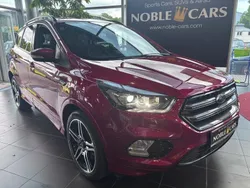 Rot (rubyrot (metallic)) (metallic) Gebraucht 2019 Ford Kuga ST-Line SUV | 21.790 € (Fairer Preis)