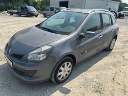 Blau Gebraucht 2008 Renault Clio II Dynamique Limousine | 1.490 € (Superpreis)