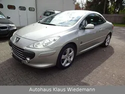 Champagner silber Gebraucht 2007 Peugeot 307 CC Cabrio | 9.999 €
