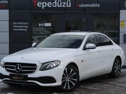 Weiß Gebraucht 2019 Mercedes E300 Limousine | 25.999 € (Guter Preis)