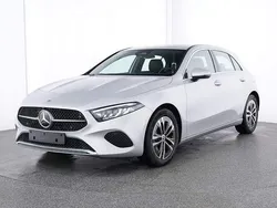 Iridiumsilber metalliclack Gebraucht 2023 Mercedes A200 Limousine | 29.700 € (Fairer Preis)