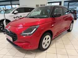Rot Neu 2025 Suzuki Swift Comfort Kleinwagen | 21.990 €