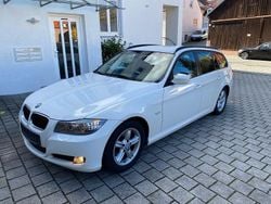 Weiß Gebraucht 2011 BMW 318 Comfort Edition Kombi | 4.999 € (Guter Preis)