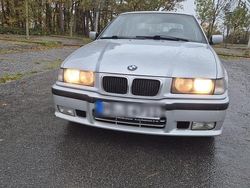 Silber Gebraucht 1998 BMW 323 M Sport Coupé | 3.800 € (Superpreis)