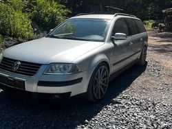 Silber Gebraucht 2001 VW Passat Kombi | 2.800 € (Teuer)