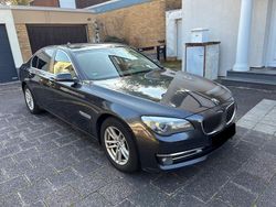 Schwarz Gebraucht 2015 BMW 730 Limousine | 13.500 €