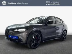 Grigio vesuvio metallic Gebraucht 2023 Alfa Romeo Stelvio Veloce SUV | 38.975 € (Fairer Preis)