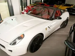 Weiß Gebraucht 2007 Ferrari 599 Coupé | 125.000 €