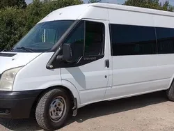 Weiß Gebraucht 2006 Ford Transit Van / Kleinbus | 2.200 €