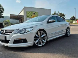 Weiß Gebraucht 2011 VW CC R Limousine | 19.990 €