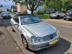 Silber Gebraucht 2005 Mercedes CLK200 Elegance Cabrio | 2.500 €