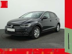 Schwarz metallic Gebraucht 2024 VW Polo Style | 21.380 € (Fairer Preis)