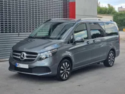Grau Gebraucht 2023 Mercedes V250 Edition Van / Kleinbus | 52.000 € (Superpreis)