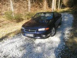Blau Gebraucht 1999 Chrysler Stratus Cabrio | 555 €