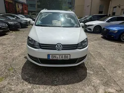 Weiß Gebraucht 2013 VW Sharan Highline Van / Kleinbus | 13.499 € (Etwas zu teuer)