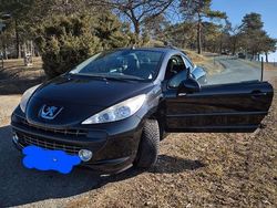 Schwarz Gebraucht 2009 Peugeot 207 CC Roland Garros Cabrio | 2.499 € (Guter Preis)