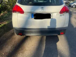Andere außenfarben Gebraucht 2014 Peugeot 2008 SUV | 10.500 €