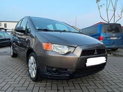 Braun Gebraucht 2011 Mitsubishi Colt Van / Kleinbus | 2.490 € (Fairer Preis)