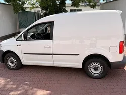 Weiß Gebraucht 2016 VW Caddy Van / Kleinbus | 12.459 € (Fairer Preis)