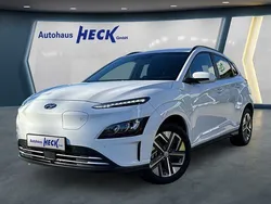 Polar white Gebraucht 2022 Hyundai Kona Trend SUV | 29.800 €