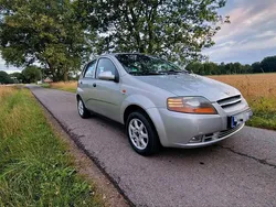 Silber Gebraucht 2003 Chevrolet Kalos Kleinwagen | 1.950 € (Etwas zu teuer)