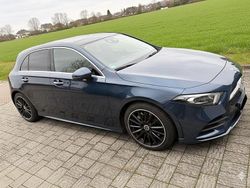 Blau Gebraucht 2019 Mercedes A250 AMG line Limousine | 28.400 € (Fairer Preis)