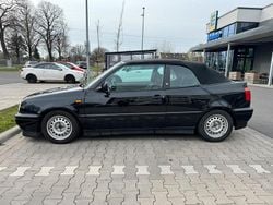 Schwarz Gebraucht 1997 VW Golf Cabriolet Cabrio | 1.500 € (Etwas zu teuer)
