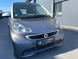 Grau Gebraucht 2014 Smart ForTwo Coupé Kleinwagen | 7.490 € (Etwas zu teuer)