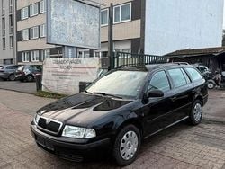 Schwarzmagic perleffekt Gebraucht 2009 Skoda Octavia Tour Kombi | 4.999 € (Fairer Preis)
