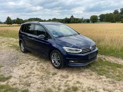 Blau Gebraucht 2020 VW Touran IQ Drive Van / Kleinbus | 24.800 € (Fairer Preis)