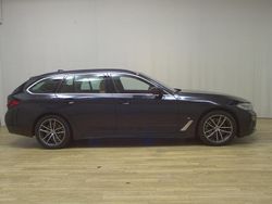 Schwarz Gebraucht 2022 BMW 520 M Sport Kombi | 29.680 € (Fairer Preis)