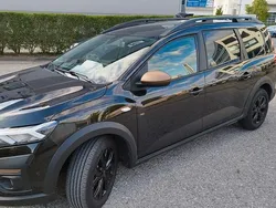Schwarz Gebraucht 2023 Dacia Jogger Extreme Kombi | 18.500 € (Fairer Preis)