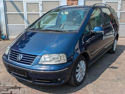 Blau Gebraucht 2004 VW Sharan Van / Kleinbus | 2.690 € (Guter Preis)