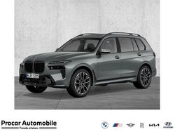 Grau Gebraucht 2024 BMW X7 M Sport SUV | 88.995 € (Fairer Preis)