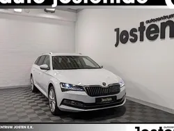 Weiss Gebraucht 2024 Skoda Superb Style Kombi | 37.790 € (Etwas zu teuer)