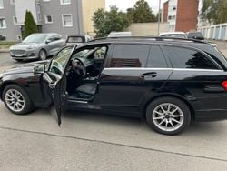 Schwarz Gebraucht 2009 Mercedes C200 Kombi | 4.000 € (Fairer Preis)