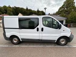 Weiß Gebraucht 2006 Renault Trafic Van | 2.990 €