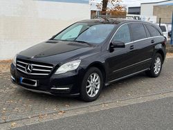 Schwarz Gebraucht 2011 Mercedes R350 Van / Kleinbus | 14.999 € (Teuer)