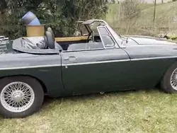 Grün Gebraucht 1969 MG B Cabrio | 16.000 €