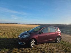 Rot Gebraucht 2013 Renault Scénic III Initiale Paris Van / Kleinbus | 6.500 € (Fairer Preis)
