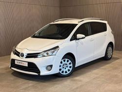 Weiß Gebraucht 2016 Toyota Sportsvan Van / Kleinbus | 4.000 €