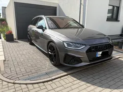 Grau Gebraucht 2019 Audi A4 Edition .1 Kombi | 27.490 € (Guter Preis)