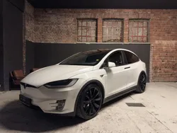 Weiß Gebraucht 2020 Tesla Model X Long Range SUV | 43.990 € (Guter Preis)