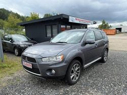 Grau Gebraucht 2012 Mitsubishi Outlander Motion SUV | 6.666 € (Guter Preis)