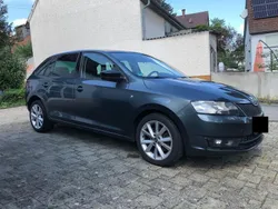 Grau Gebraucht 2014 Skoda Rapid Ambition Kombi | 6.490 € (Fairer Preis)